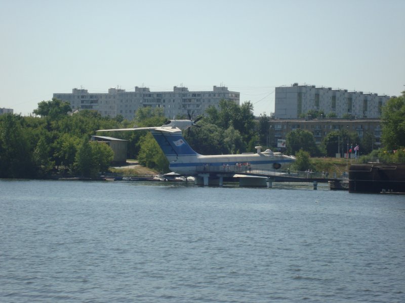 Корабль экраноплан Лунь