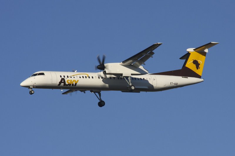 Бомбардье DHC-8