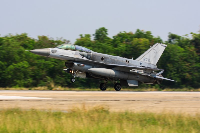 F35 f15