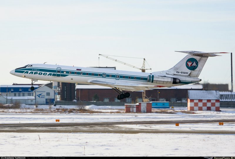 Ту-134б ra-65693