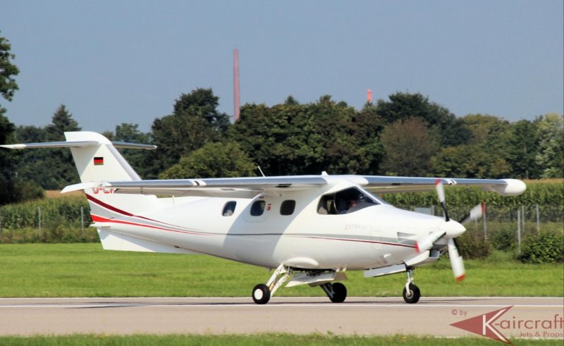 Extra EA-230