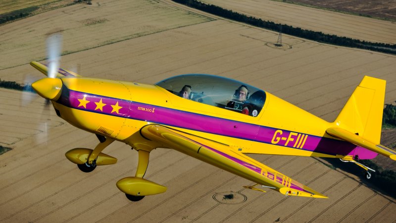 Самолет Extra 330sc