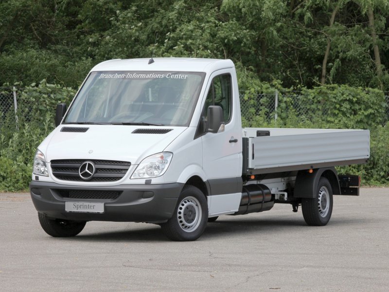Mercedes-Benz Sprinter грузовой бортовой