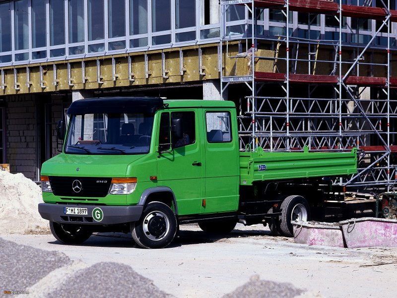 Мерседес Бенц 307d