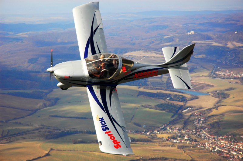 Самолет Sportstar
