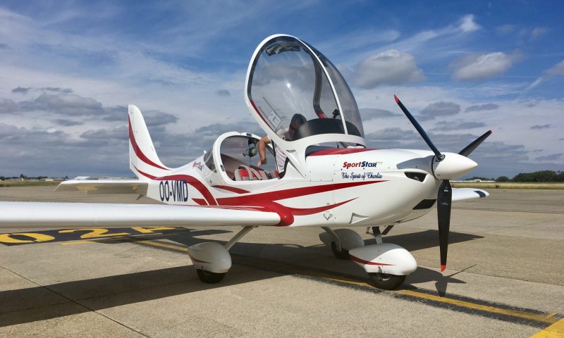 Самолет Sportstar
