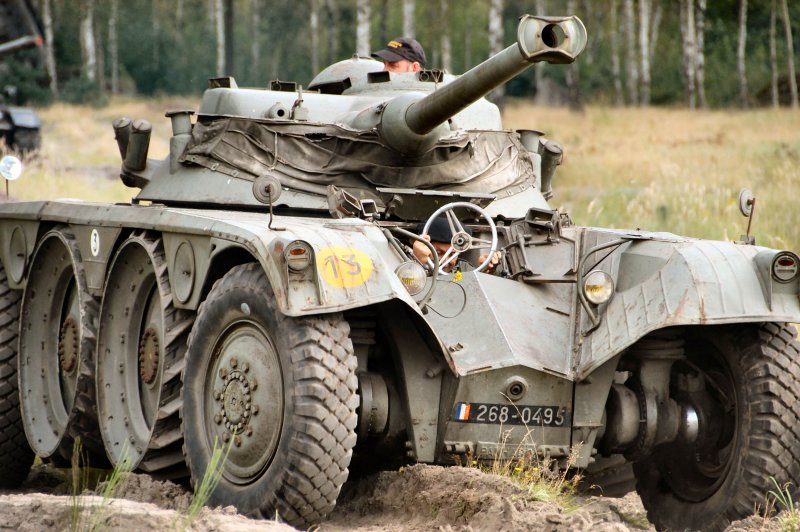 EBR 90 танк