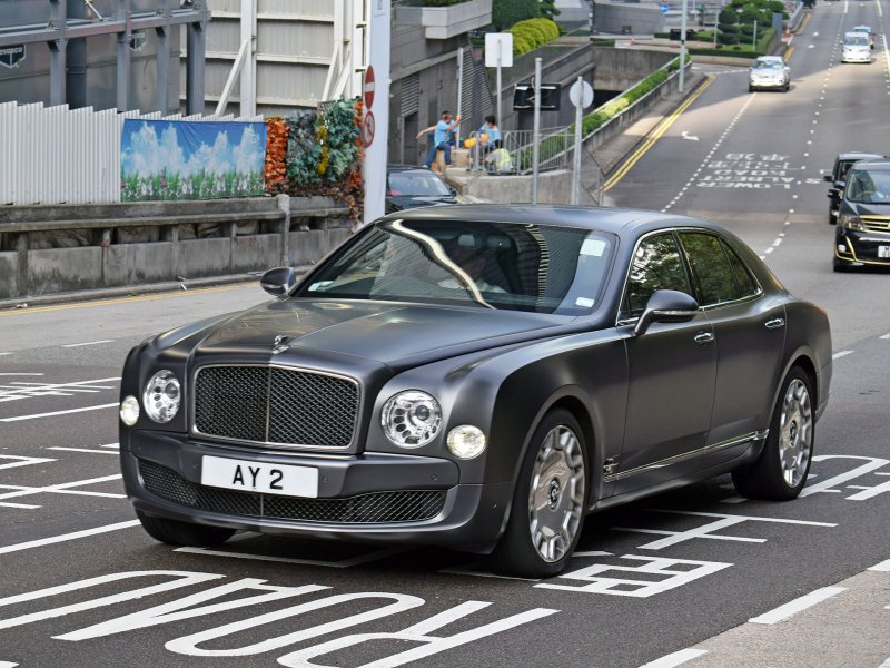Bentley Mulsanne 2020 сзади