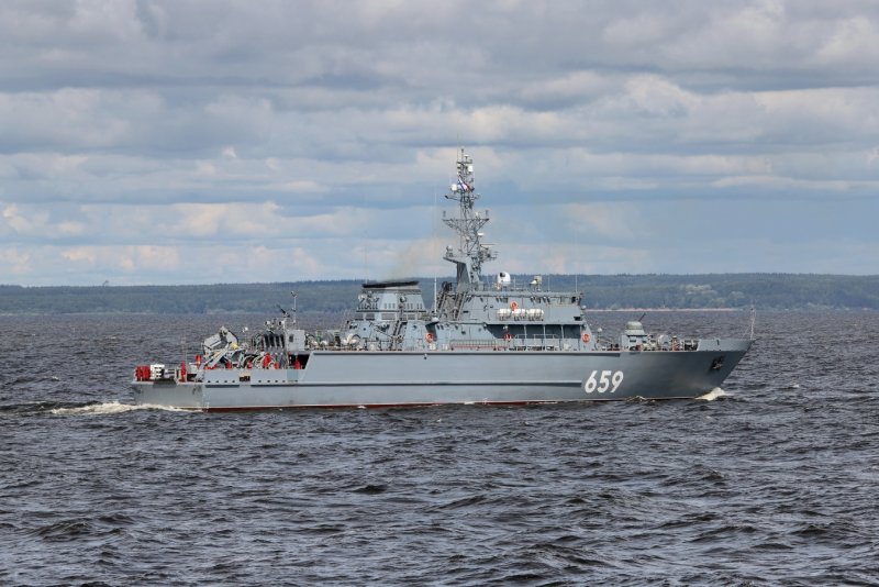 12700 Александрит