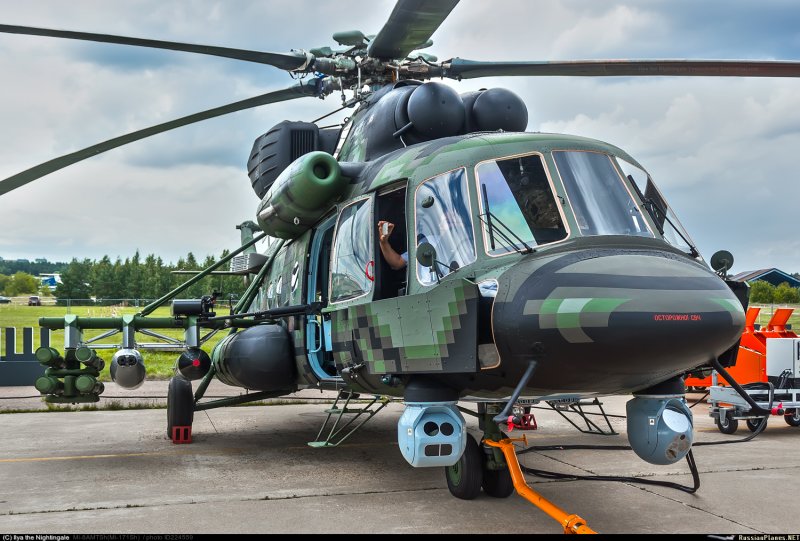 Военный вертолет ми 17