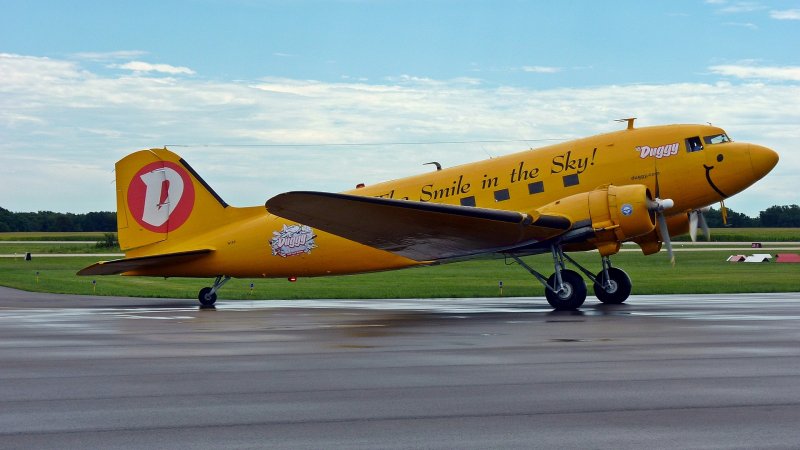 Douglas DC-3