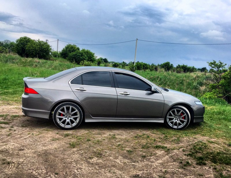Honda Accord 7 на 18 дисках