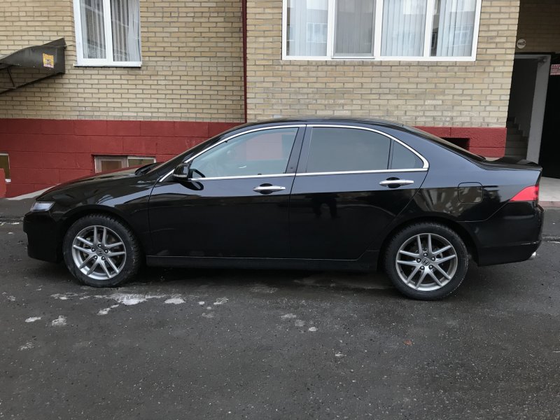 Honda Accord 7 r17