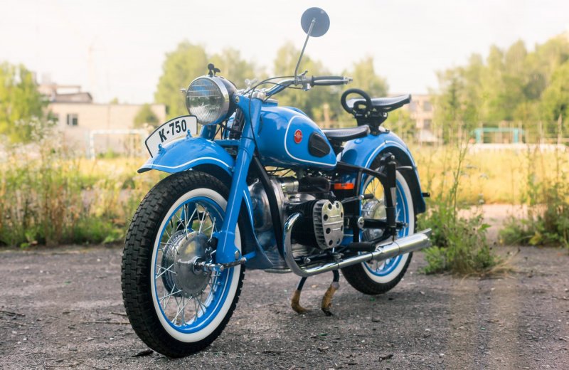 Урал к 750