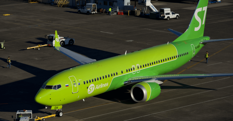 737-800 Max s7