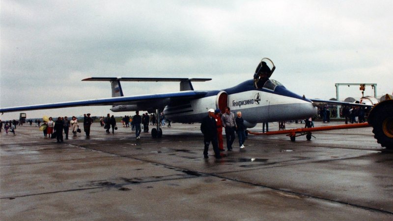 Высотный перехватчик м-17 и м-55