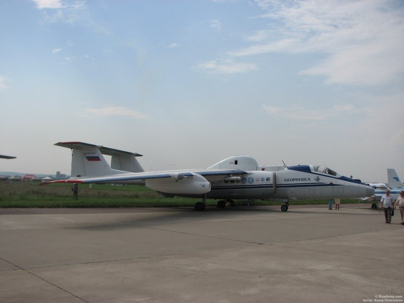 Самолет м-17 в Монино