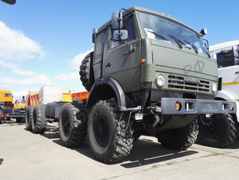 КАМАЗ-65228 (8x8)