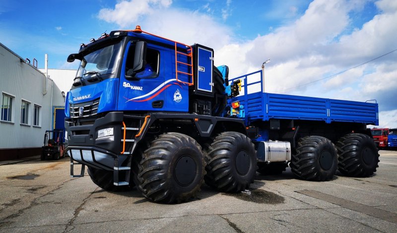 КАМАЗ Арктика 8*8