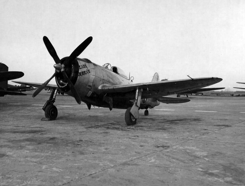 Самолет p-47d “Thunderbolt”