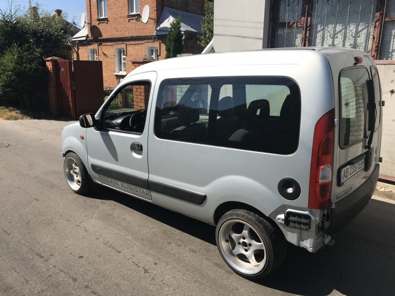 Renault Kangoo van