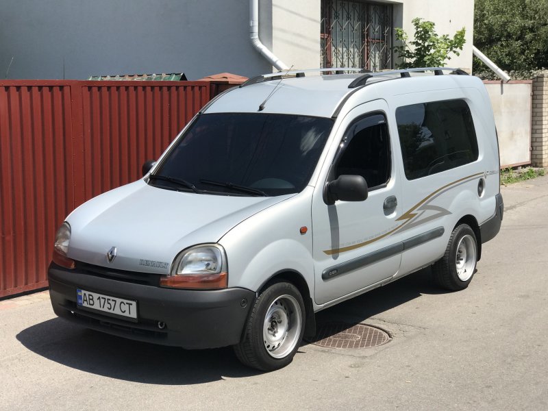Рено Кангу 1.6