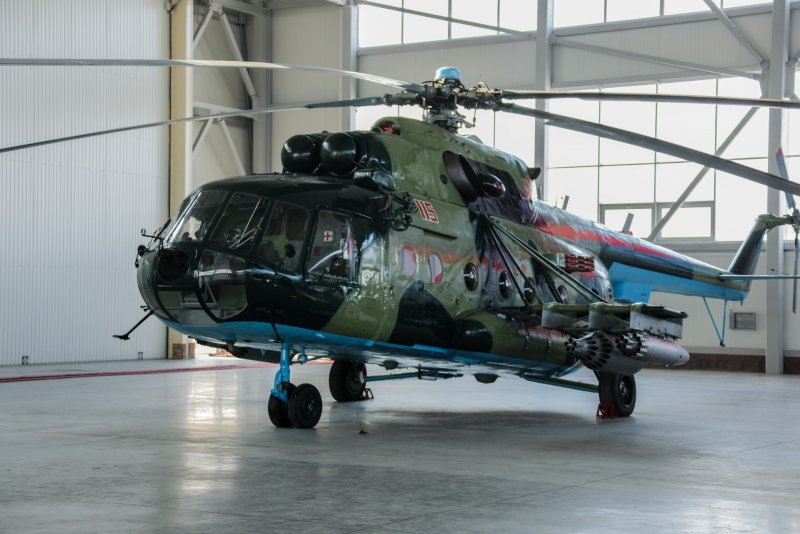 Вертолёт ми-8мт с вооружением