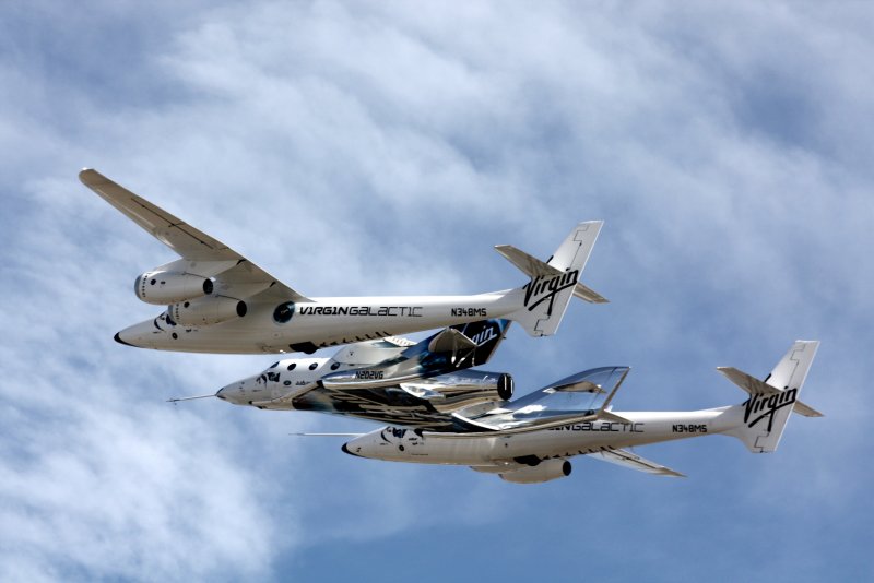 SPACESHIPTWO White Knight II