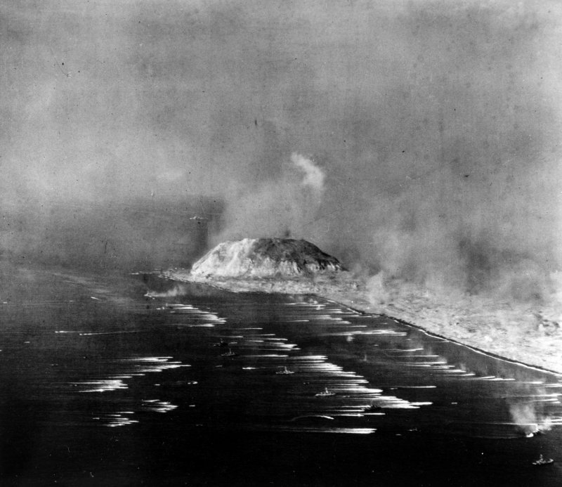 Фон для презентации море корабли 1942 год