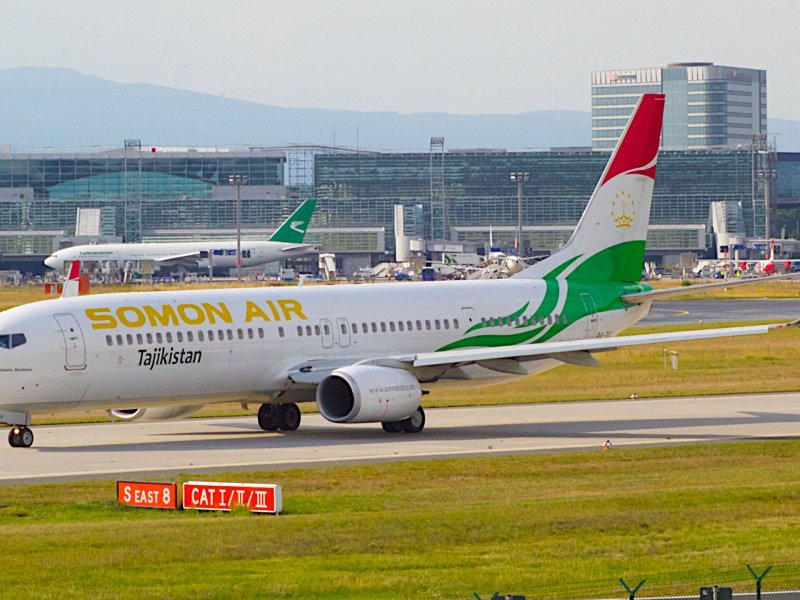 Somon Air пилоты
