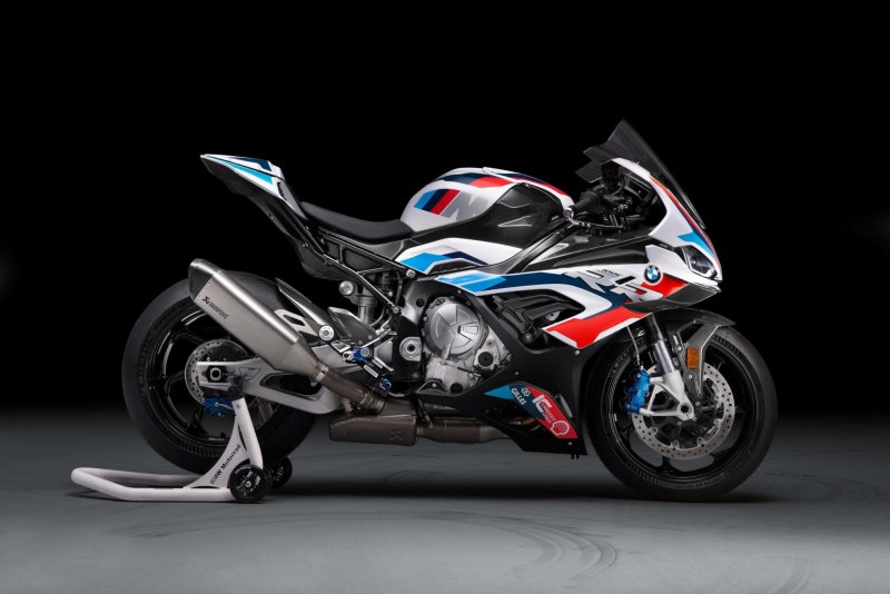 БМВ s1000rr 2021