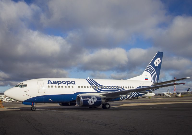 Авиакомпания Аврора Боинг 737-800