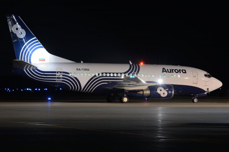 Аврора Boeing 737-500