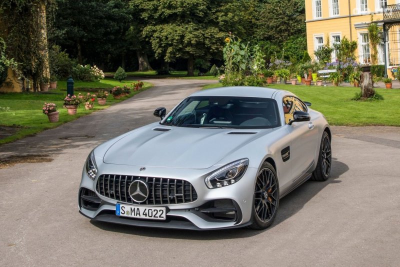 Mercedes Benz AMG gt
