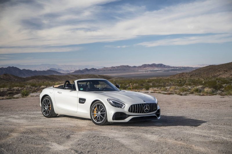 Mercedes AMG gt Roadster