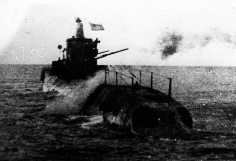 Подводная лодка в 1942 году