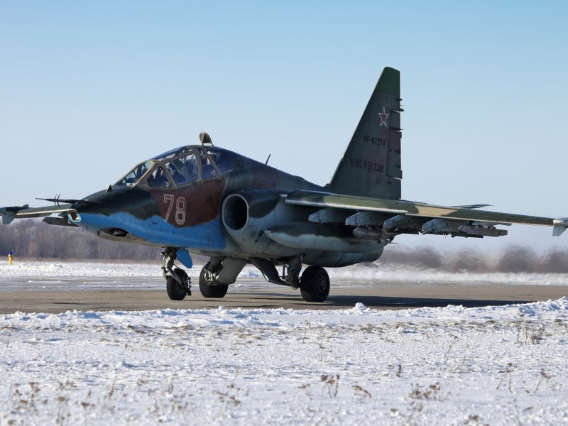 Самолёт-Штурмовик Су-25