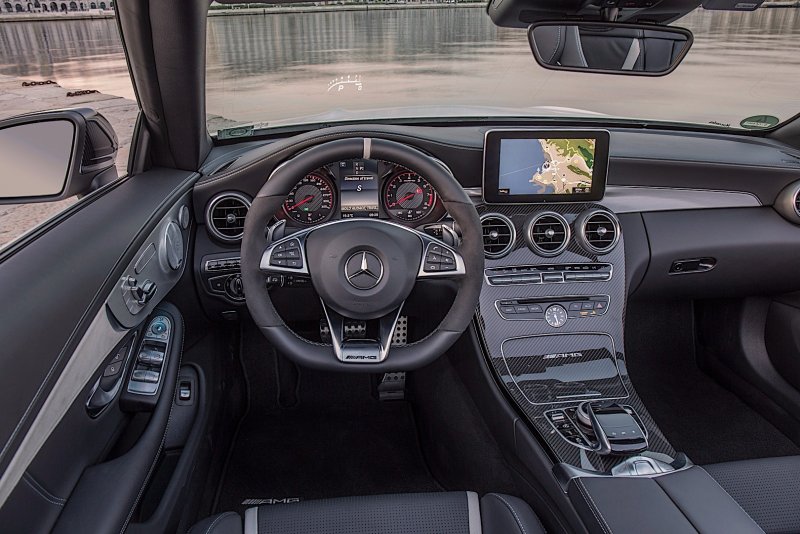 Mercedes c63 AMG салон