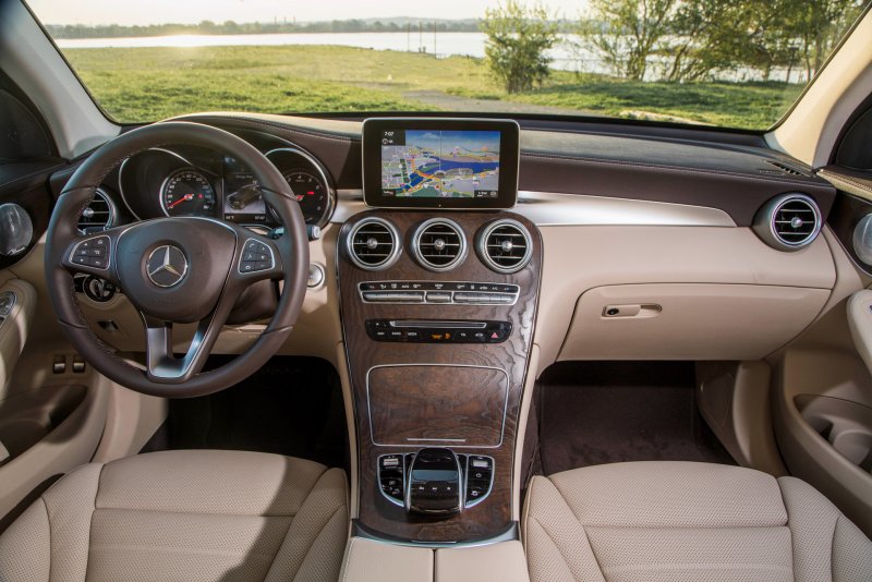 Mercedes Benz GLK 2020 Interior