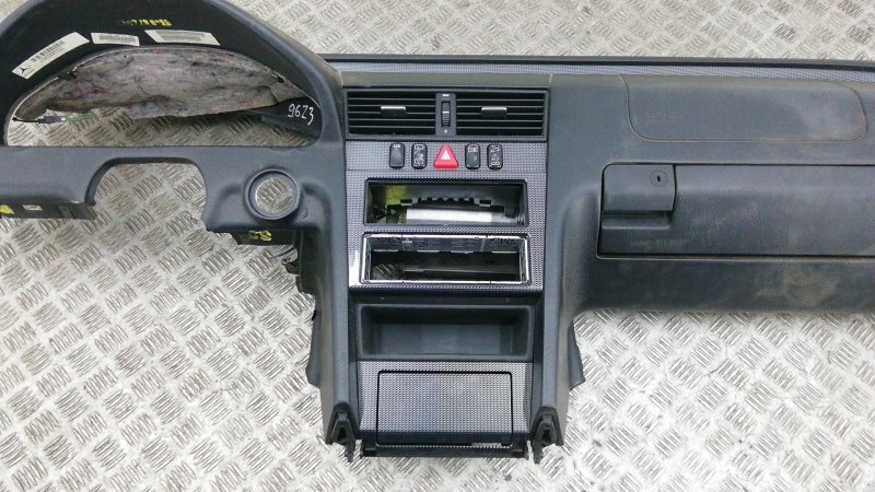 Мерседес Торпедо 450 SL