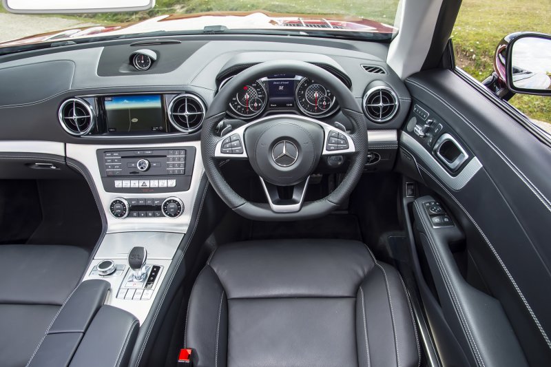 Mercedes Benz e class w212 руль