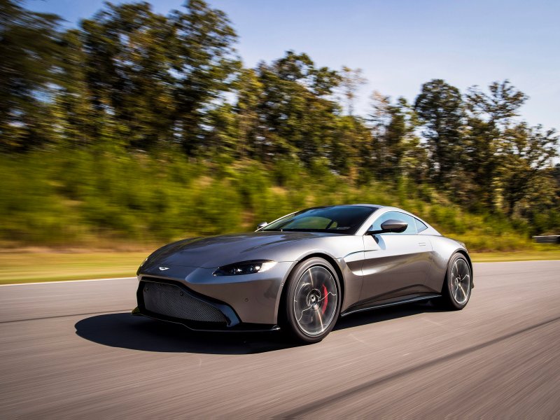 Aston Martin v8 Vantage 2008