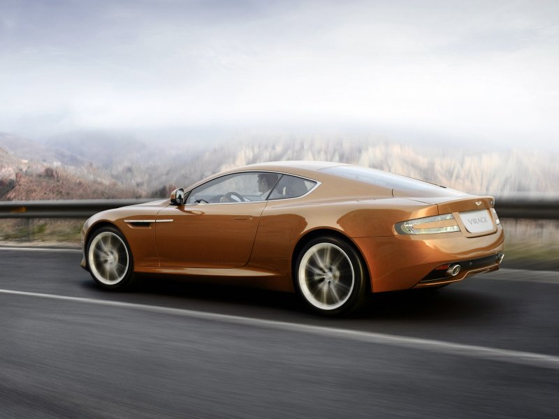 Aston Martin Vanquish II