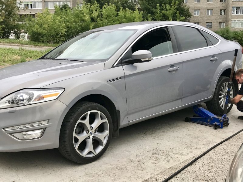 Ford Mondeo 2011 r17