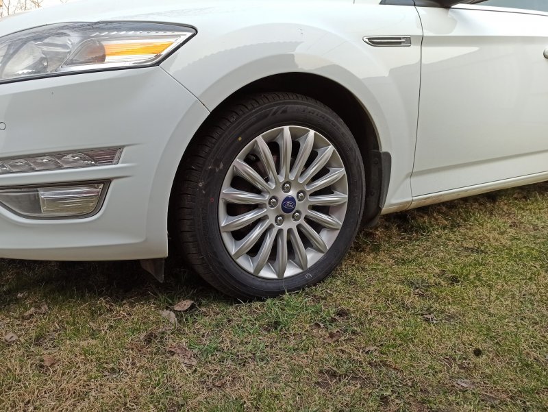 Ford Mondeo 4 225/50 r17
