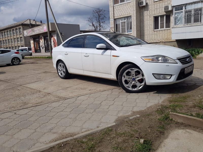 Ford Mondeo r18