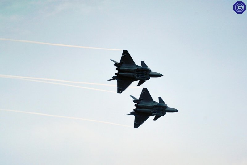 J-20 двухместный