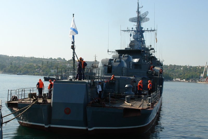 Сторожевой корабль "Беззаветный" проекта 1135