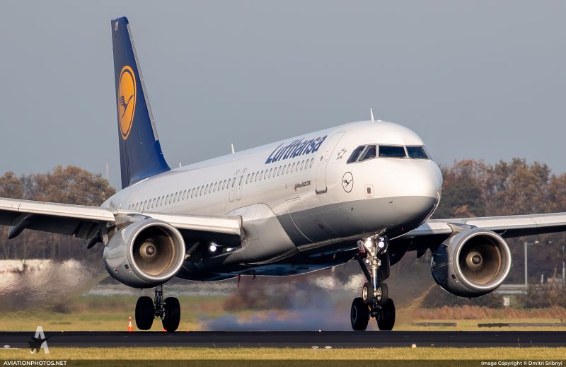 Airbus a320-214