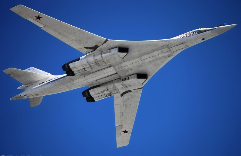 Дальний бомбардировщик ту-22м